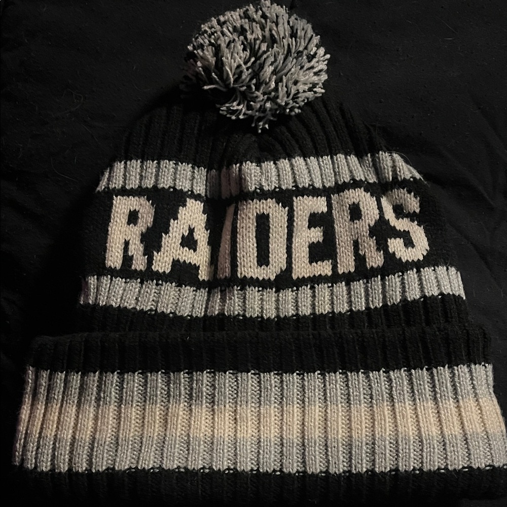 Raiders beanie - Picture 2 of 3